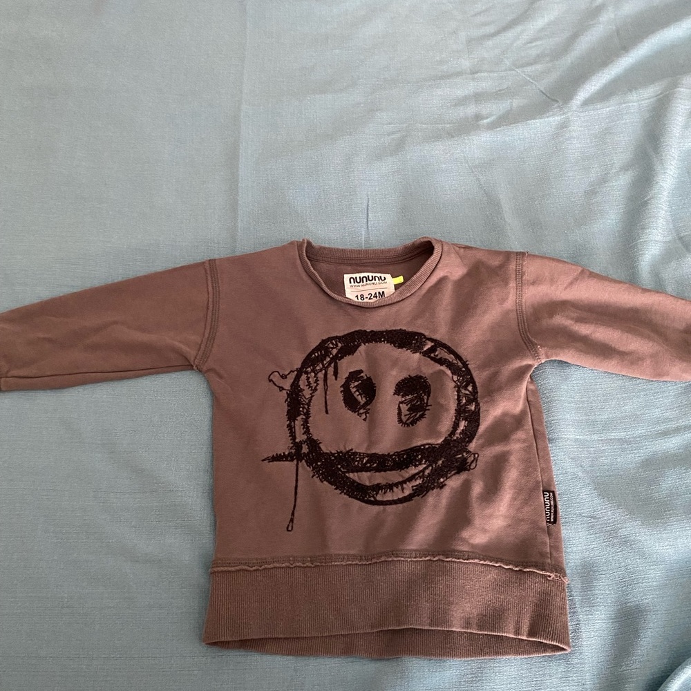 Nununu grey sweater size 18 to 24 months